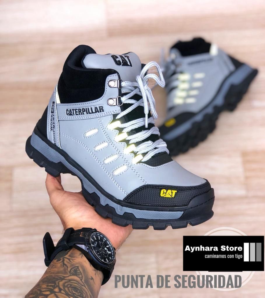BOTAS CON PUNTERA DE SEGURIDAD UNISEX REF 002