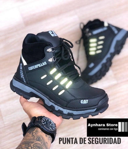 BOTAS CON PUNTERA DE  SEGURIDAD UNISEX   REF 002